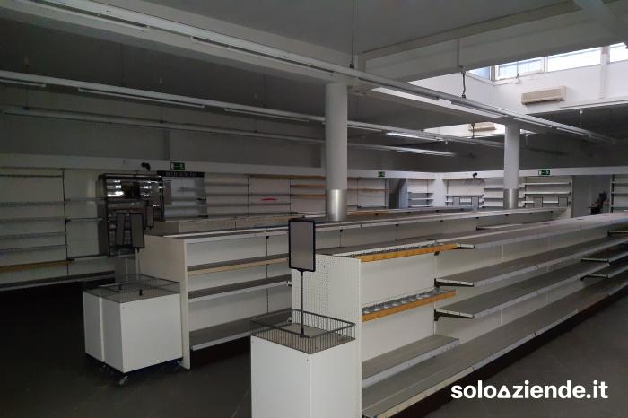 Vendita Servizi vari FORO COMMERCIALE MOLTEPLICI ATTIVITA' a Trieste (TS)