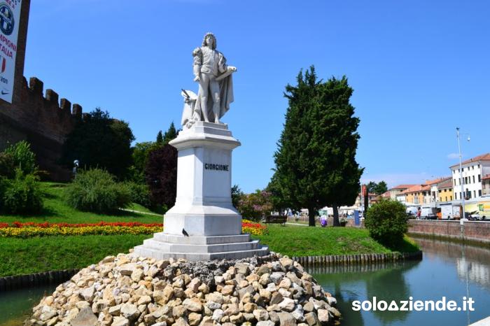 Vendita Locali commerciali e artigianali NEGOZIO SOTTO I PORTICI PIAZZA GIORGIONE a Castelfranco Veneto (TV)