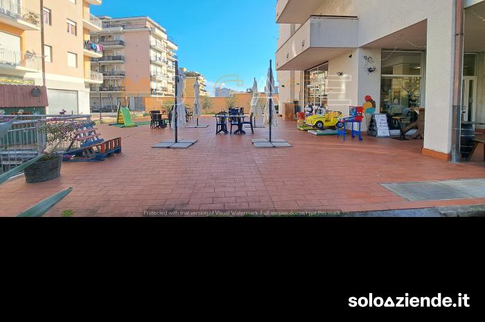 Vendita Bar BAR/GELATERIA/TAVOLA CALDA E FREDDA a Albenga (SV)