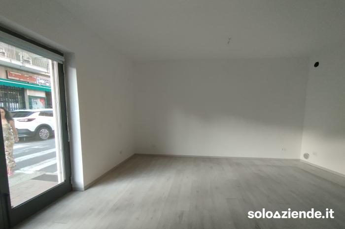 Affitto Locali commerciali e artigianali PICCOLO NEGOZIO O UFFICIO  a Varazze (SV)