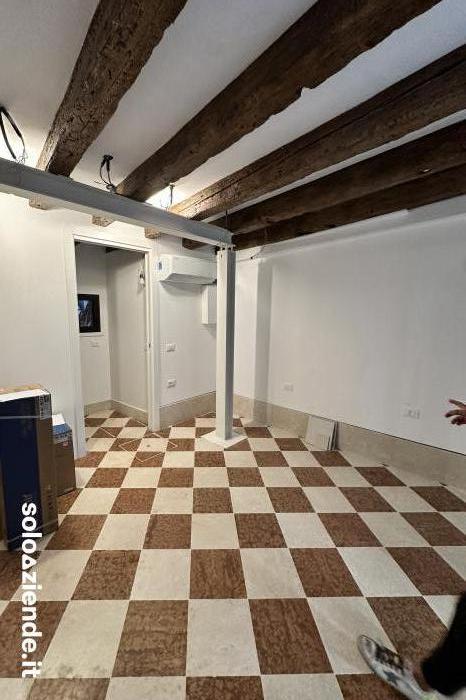 NEGOZIO IN AFFITTO A VENEZIA ZONA SAN MARCO - Soloaziende.it