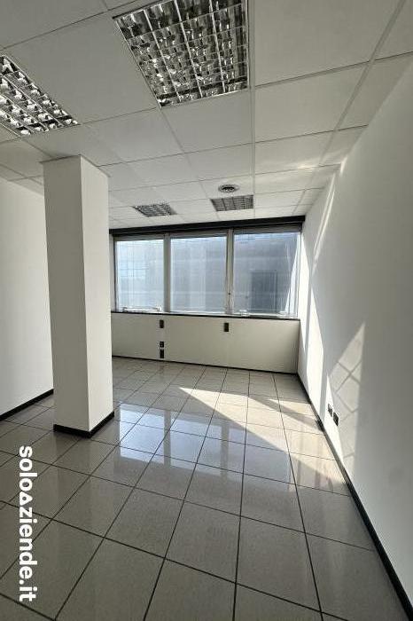 UFFICIO IN AFFITTO ZONA PANORAMA A MARGHERA Venezia (VE) - Soloaziende.it