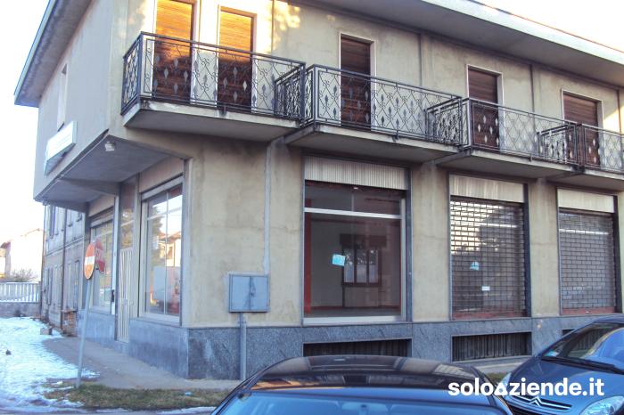 Affitto Locali commerciali e artigianali AFFITTO NEGOZIO DI 121MQ CON 5 VETRINE a Magnago (MI)