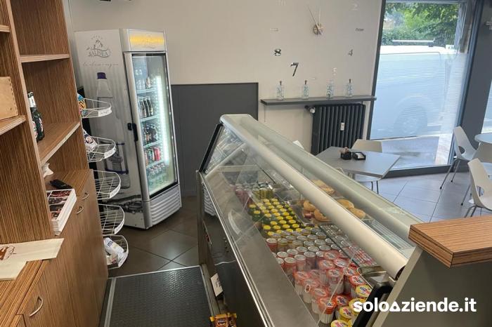 Vendita Bar BAR TAVOLA CALDA a Carate Brianza (MB)