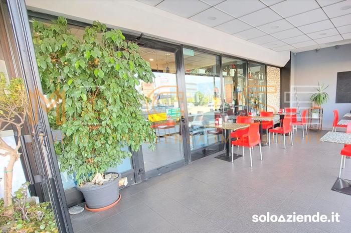 Vendita Bar BAR/TAVOLA CALDA  a Albenga (SV)