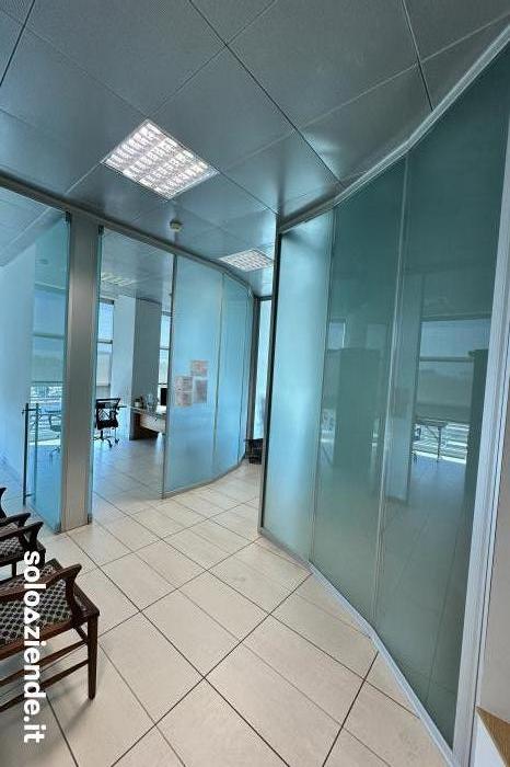 UFFICIO IN AFFITTO A VENEZIA VIA PACINOTTI - Soloaziende.it