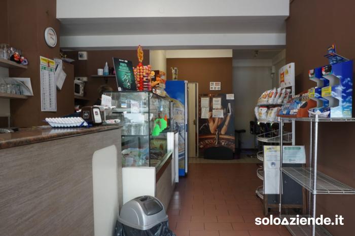 Vendita Bar ATTIVITA’ COMMERCIALE – BAR BEN AVVIATO a Parma (PR)