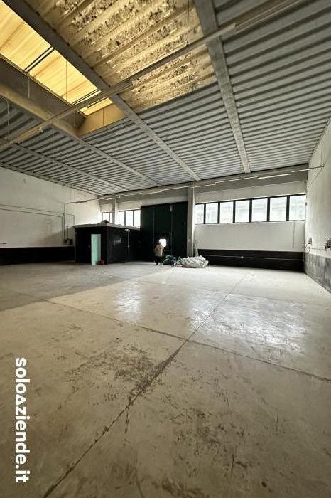 Affitto Fabbricati industriali - Capannoni CAPANNONE DI 300MQ A MARGHERA a Venezia (VE)