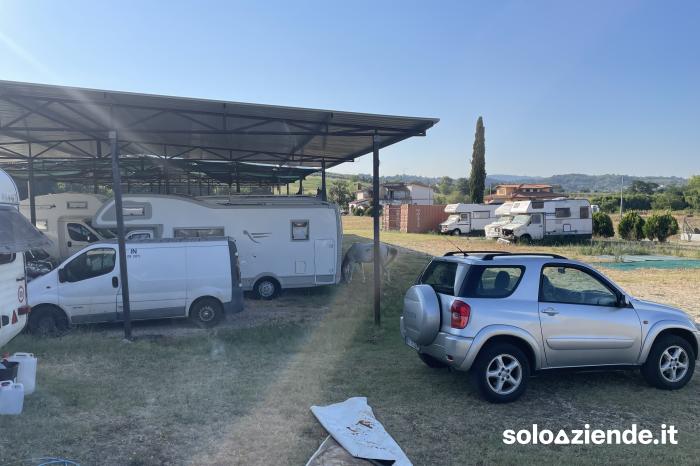 Vendita Aree Commerciali e Industriali RIMESSAGGIO CAMPER ROULOTTE BARCHE  a Palombara Sabina (RM)