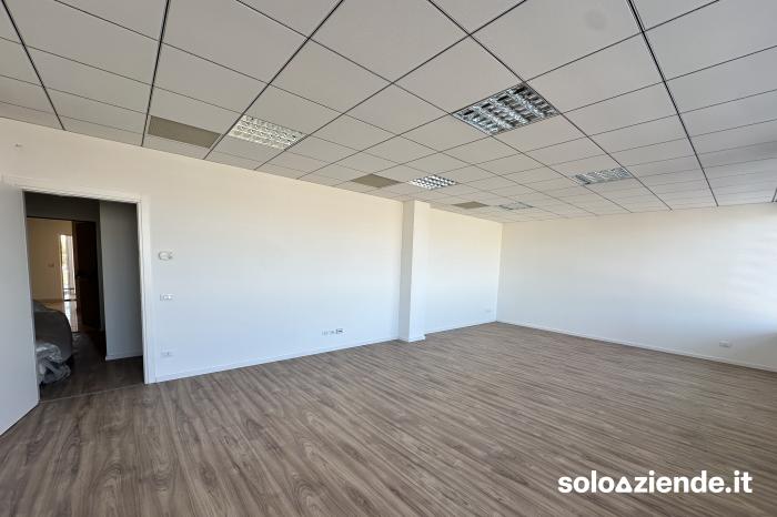 UFFICIO IN AFFITTO A RONCADE - Soloaziende.it