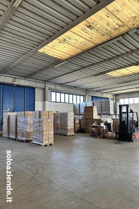 Affitto Fabbricati industriali - Capannoni CAPANNONE DI 1350 IN AFFITTO A MIRANO a Mirano (VE)