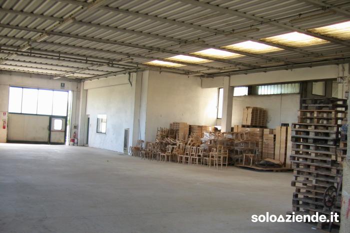 Vendita Fabbricati industriali - Capannoni INTERA PROPIETA' a Cerea (VR)