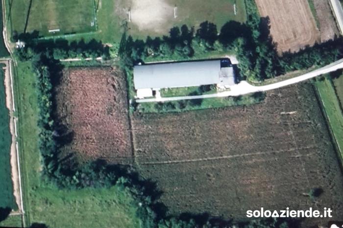 Vendita Fabbricati industriali - Capannoni CAPANNONE 2APPARTAMENTI TERRENO AGRI a San Quirino (PN)