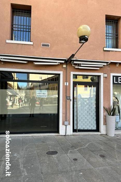 Affitto Locali commerciali e artigianali  NEGOZIO IN AFFITTO PIAZZETTA MATTER MESTRE a Venezia (VE)