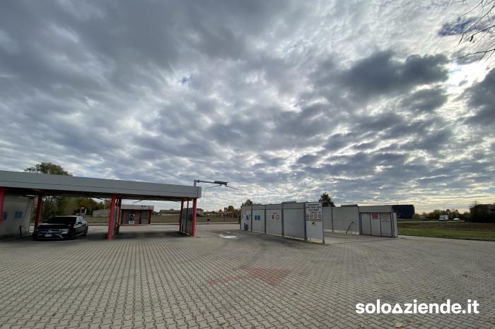 Vendita Attivita' industriali AUTOLAVAGGIO PISTE SELF SERVICE a Camisano Vicentino (VI)