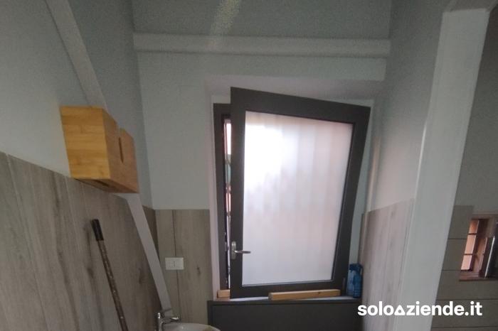 Affitto Locali commerciali e artigianali PICCOLO NEGOZIO O UFFICIO  a Varazze (SV)