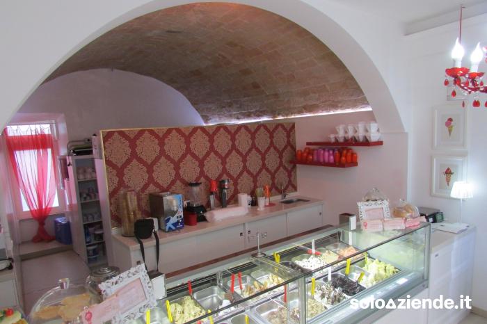 Vendita Attivita' artigianali alimentari e non CEDESI ATTIVITÀ BEN AVVIATA DI GELATERIA a Osimo (AN)