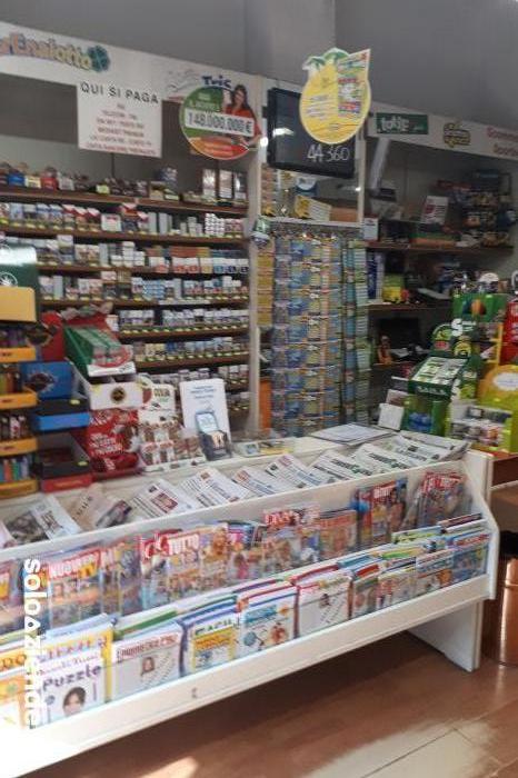 Vendita Tabaccherie TABACCHERIA EDICOLA CARTOLERIA SPEDIZIONE PACCHI a Siena (SI)