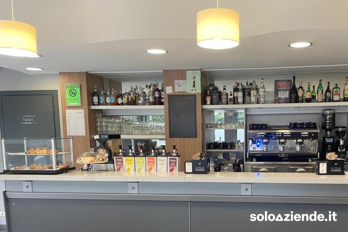 Vendita Bar BAR TAVOLA CALDA a Carate Brianza (MB)
