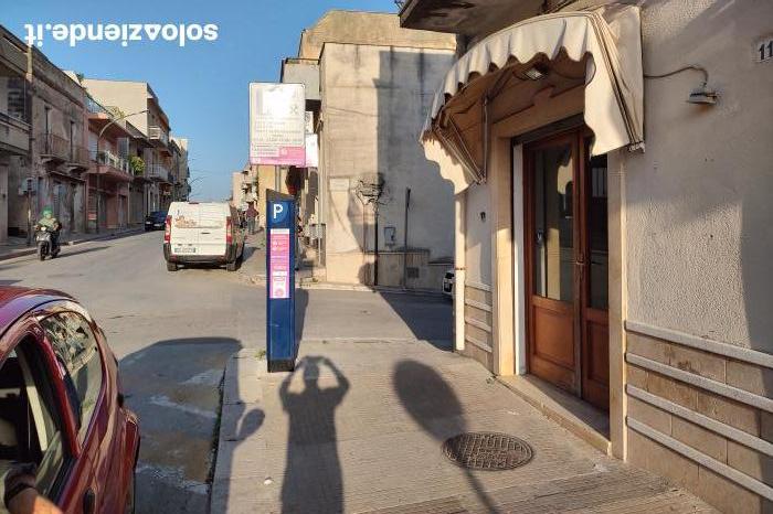 Affitto Attivita' artigianali alimentari e non PANIFICIO - PIZZERIA  a Valderice (TP)
