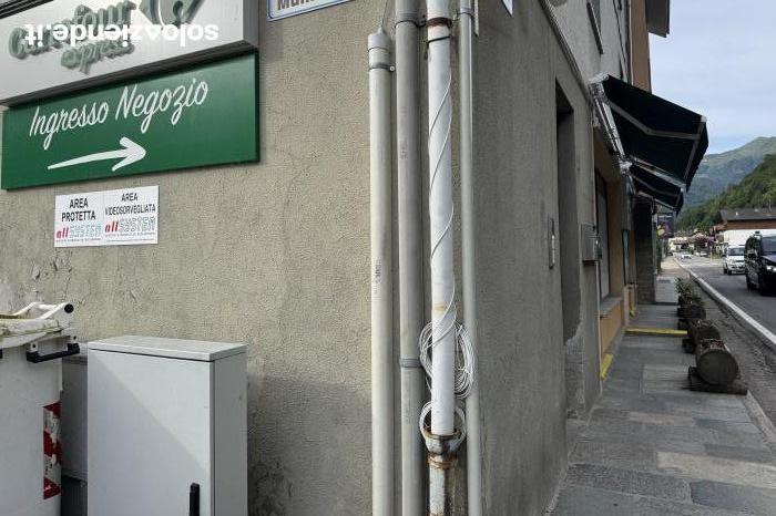 Vendita Mini/supermercati VENDITA MINI MERCATO CARREFOUR EXPRESS a Scopa (VC)
