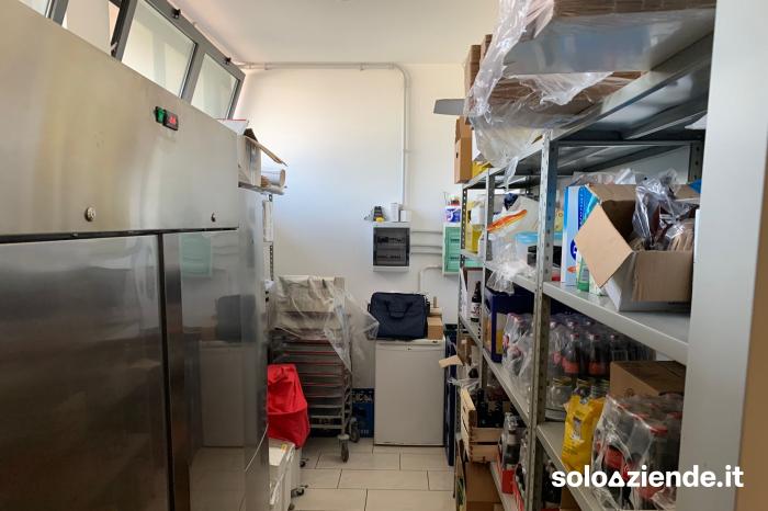 Vendita Attivita' artigianali alimentari e non VENDESI ATTIVITÀ DI PIADINERIA E PIZZA IN PALA  a Badia Polesine (RO)