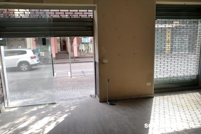 Affitto Locali commerciali e artigianali CENTRALE CON IMPIANTISTICA ADATTA A BAR a Pomigliano d'Arco (NA)