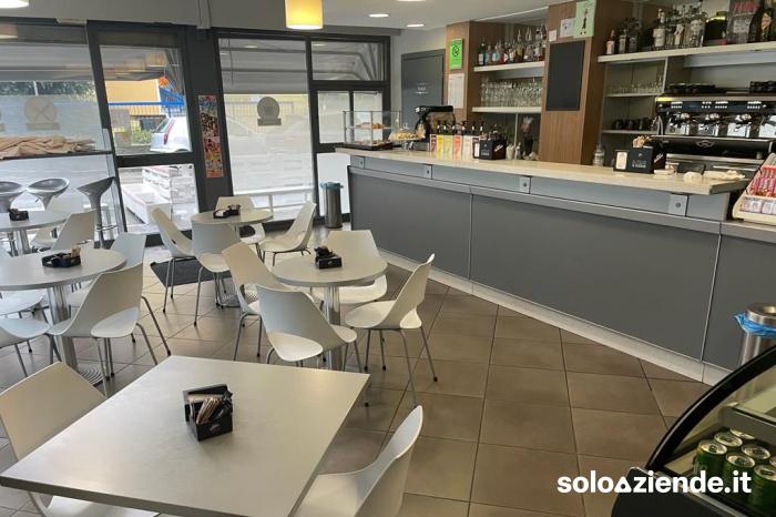 Vendita Bar BAR TAVOLA CALDA a Carate Brianza (MB)