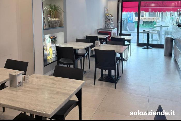 Vendita Bar ATTIVITA' DI BAR a Brescello (RE)