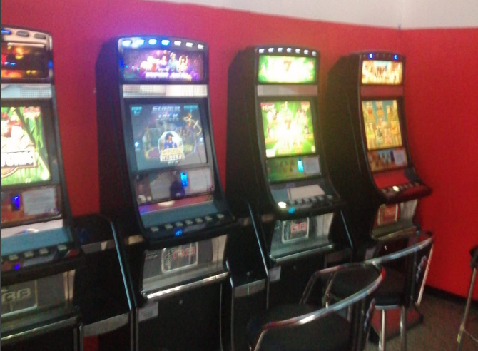 Vendita Servizi vari VENDESI SALA GIOCHI CON BAR LEGNAGO (VR) a Legnago (VR)