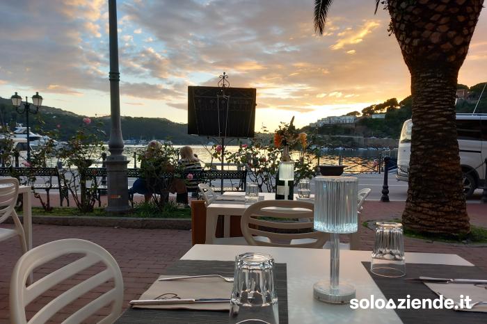 Vendita Ristoranti VENDESI PIZZERIA RISTORANTE BEN AVVIATO  a Porto Azzurro (LI)