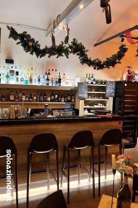 Vendita Bar ENOTECA CON CUCINA/AMERICAN BAR a Barletta (BT)