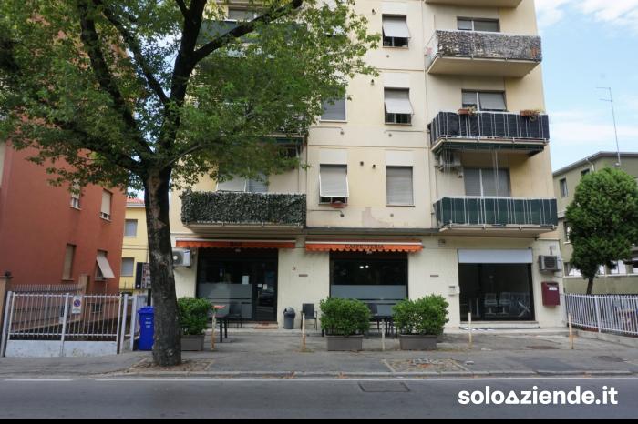 Vendita Bar ATTIVITA’ COMMERCIALE – BAR BEN AVVIATO a Parma (PR)