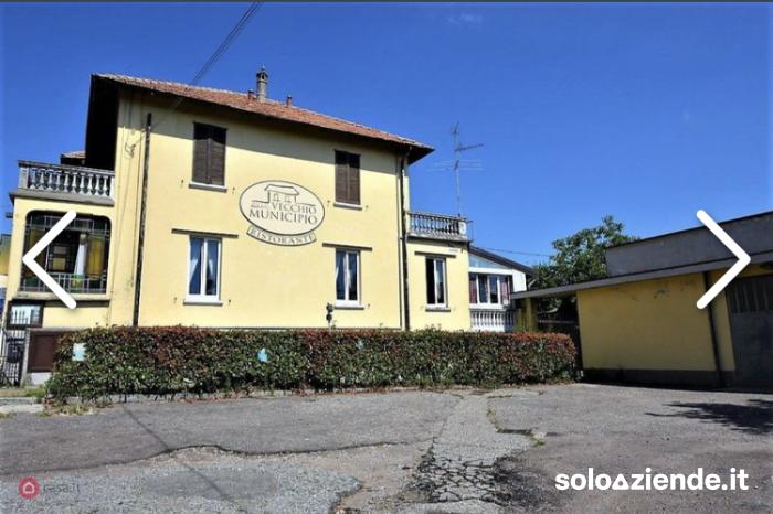 Vendita Ristoranti VENDO INTERO IMMOBILE CON ANNESSO RISTORANTE  a Sumirago (VA)