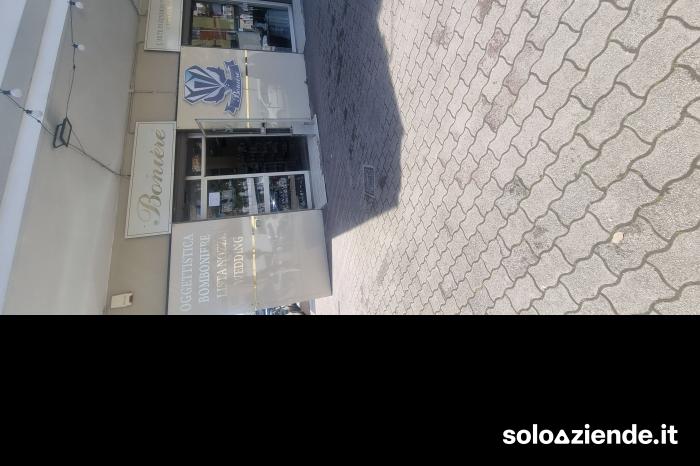 Vendita Commercio al dettaglio non alimentare NEGOZIO DI BOMBONIERE E OGGETTISTICA a Sant'Antimo (NA)