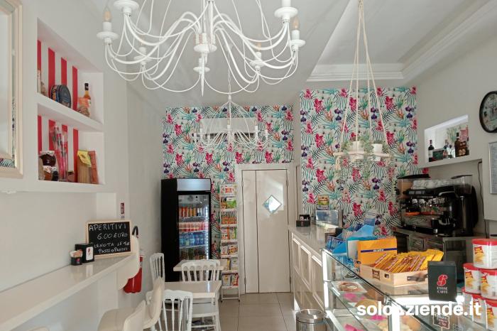 Vendita Bar SNACK BAR CON POSSIBILITÀ DI FARE PRIMI E SECONDI  a Firenze (FI)