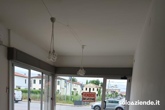 Affitto Locali commerciali e artigianali AFFITTASI LOCALE DI 50 METRI QUADRATI STRADA DI PA a Stra (VE)