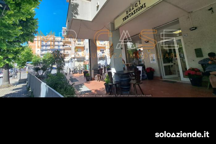 Vendita Bar BAR/GELATERIA/TAVOLA CALDA E FREDDA a Albenga (SV)
