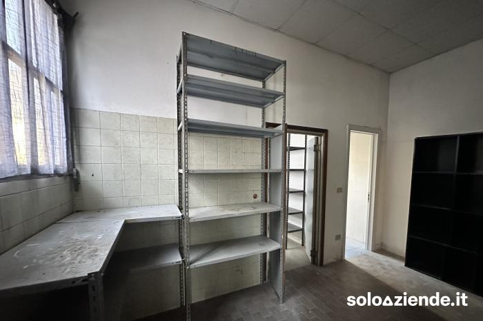 CAPANNONE IN AFFITTO A MARGHERA - USO DEPOSITO - Soloaziende.it