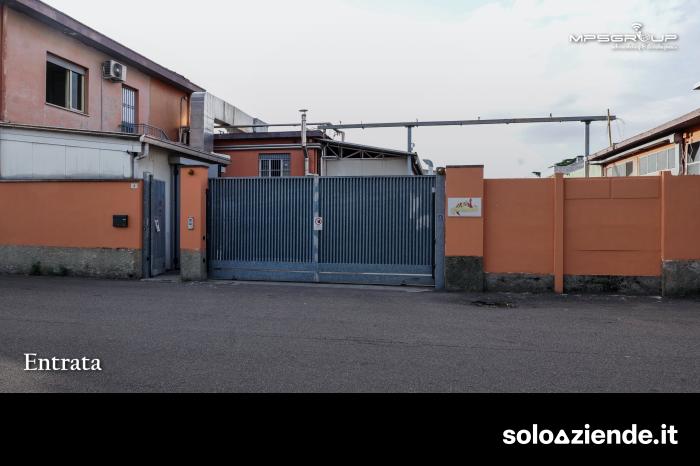 Affitto Fabbricati industriali - Capannoni MAGAZZINO 150 MQ- PERO a Pero (MI)