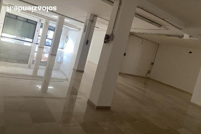Affitto Immobili uso ufficio - ambulatorio FITTASI AMPIO LOCALE IN ZONA SEMICENTRALE a Conversano (BA)