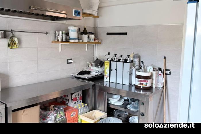 Vendita Bar ATTIVITA' DI BAR a Brescello (RE)
