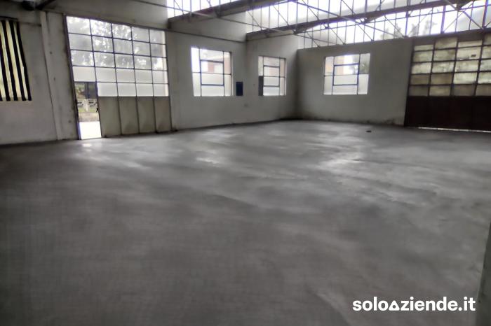 Vendita Fabbricati industriali - Capannoni CAPANNONE STATALE 231 ALBA/BRA a Santa Vittoria d'Alba (CN)