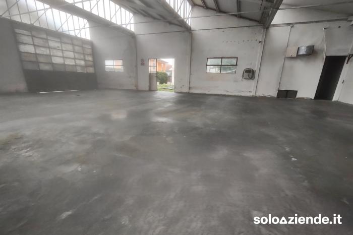 Vendita Fabbricati industriali - Capannoni CAPANNONE STATALE 231 ALBA/BRA a Santa Vittoria d'Alba (CN)
